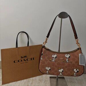 Coach X Peanuts Teri Shoulder Bag In Signature Canvas With Snoopy Print